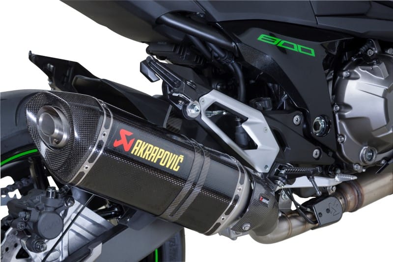 10758.1443021407.2014-Kawasaki-Akrapovic-Performance-Edition