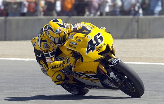 Geen enkele rijder had zoveel speciale racedesigns als Rossi. Bovenstaande dateert uit 2005 op Laguna Seca.